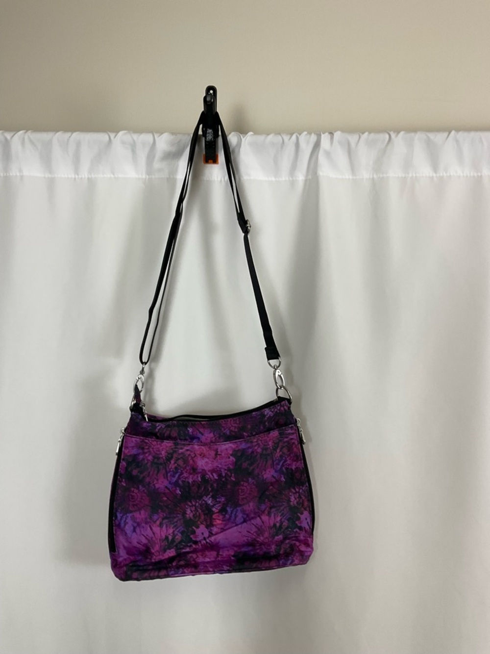 Baggallini Purple Tie-Dye Crossbody Bag with Black Adjustable Strap - Picture 4 of 10